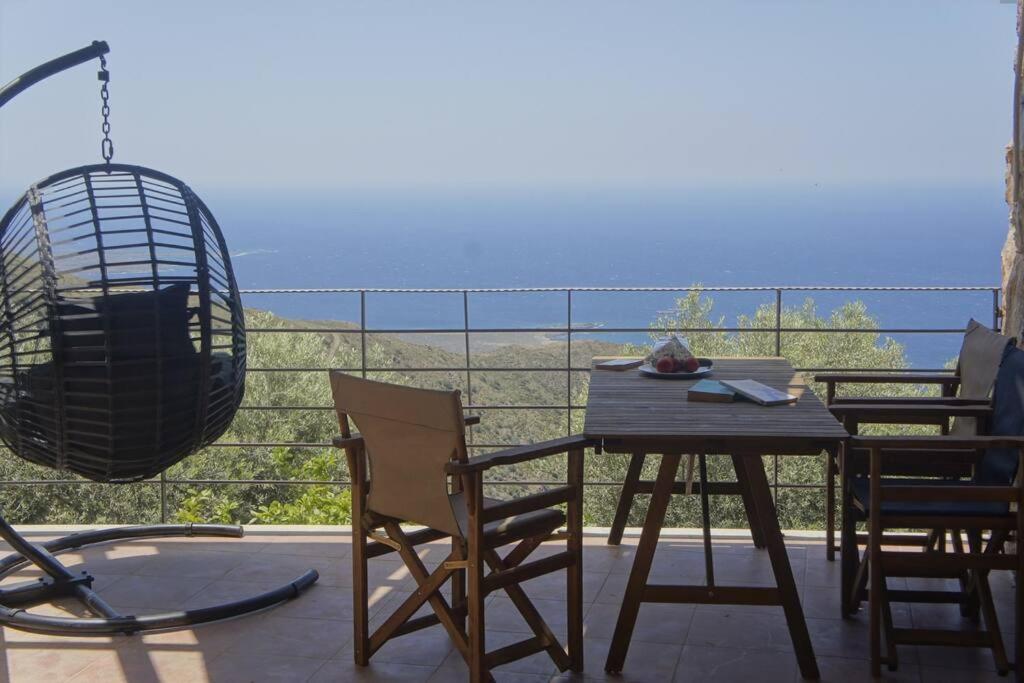 Rosales Stone House Holiday home Amigdhalokefali