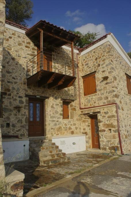 Rosales Stone House *